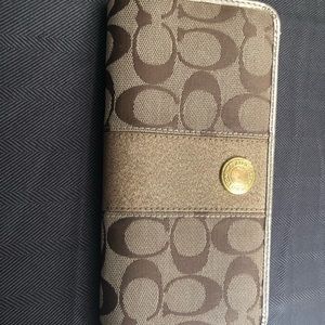 Coach wallet